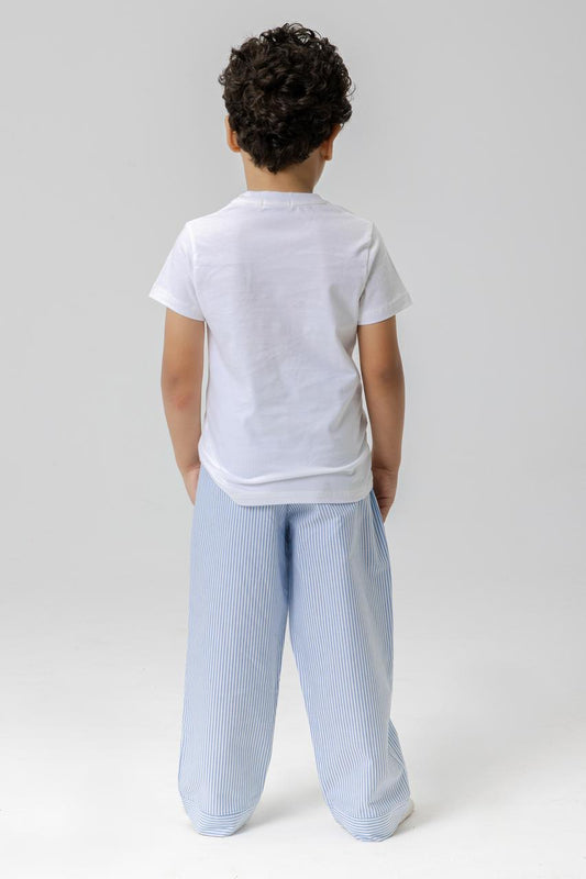 blue pants boys + white top