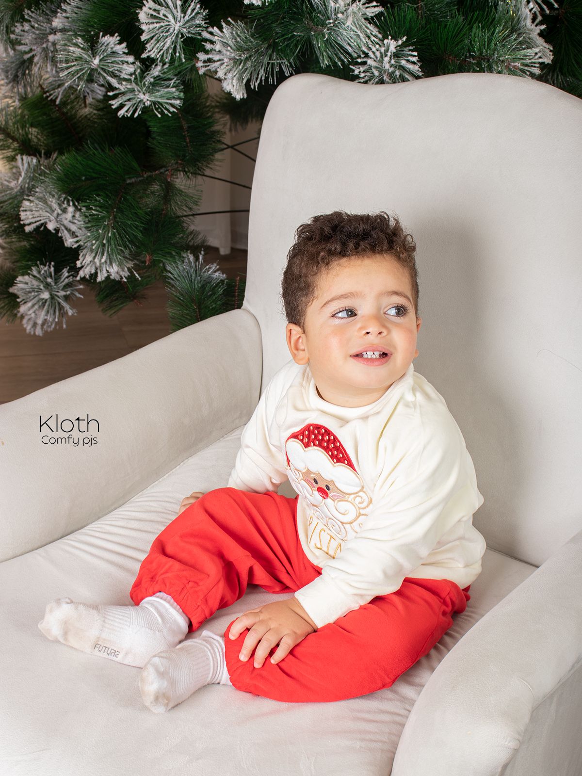 Christmas pajamas for the family ( santa red pants)