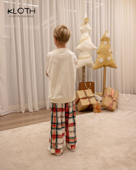 CHRISTMAS PAJAMAS FOR KIDS (RED & GREEN PANTS)