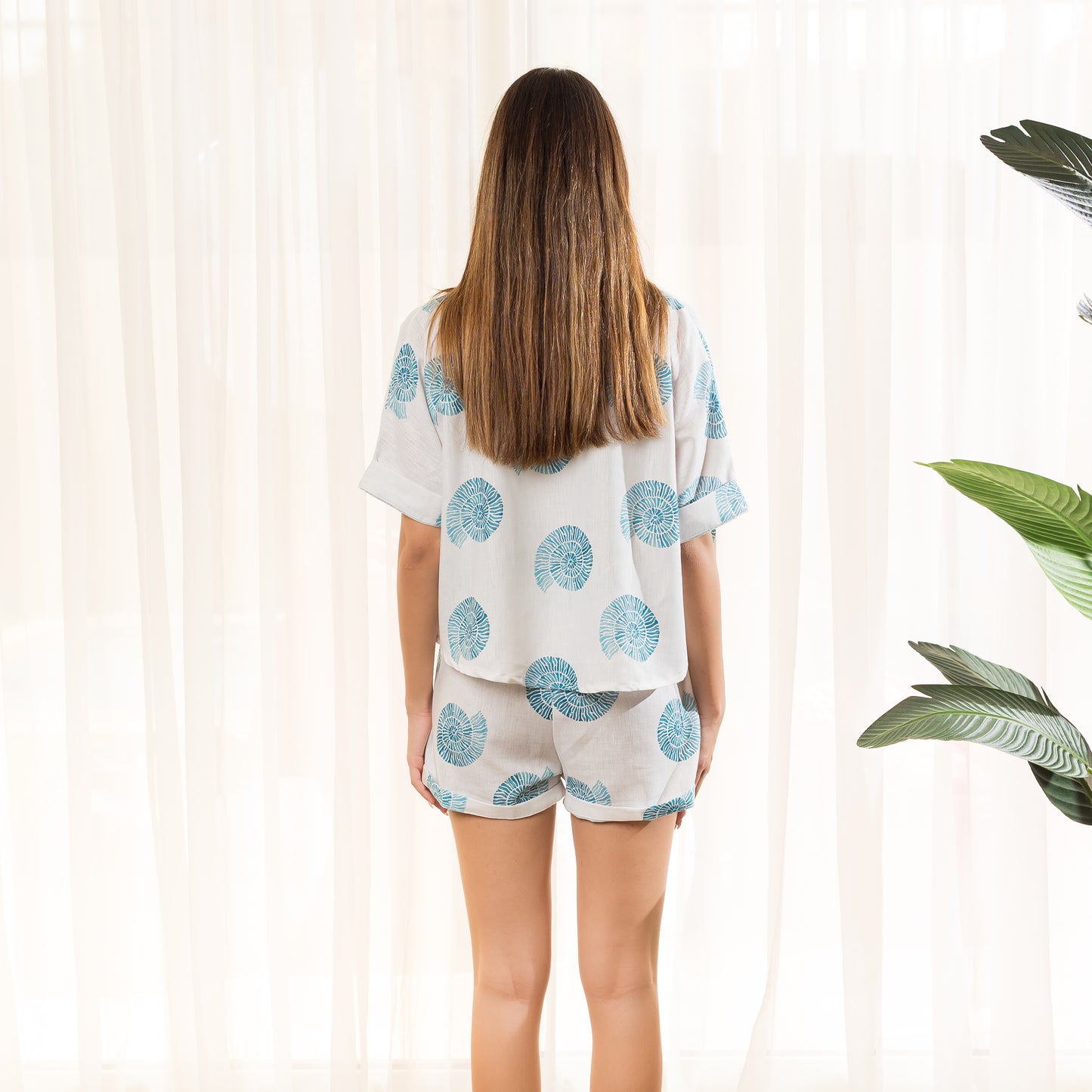 Sundial Shell Linen Beach Set