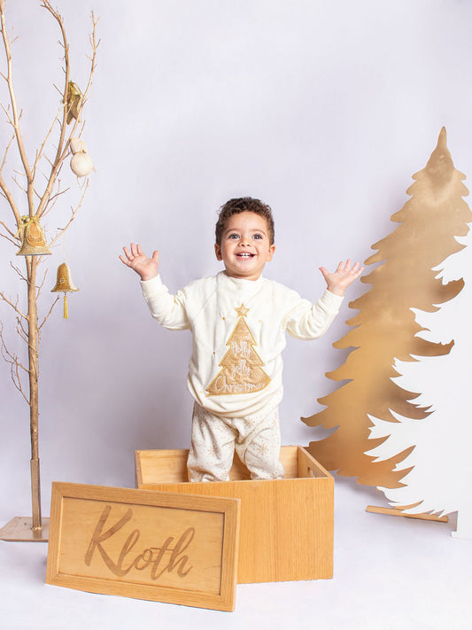 Christmas pajamas for the family ( gold tree)