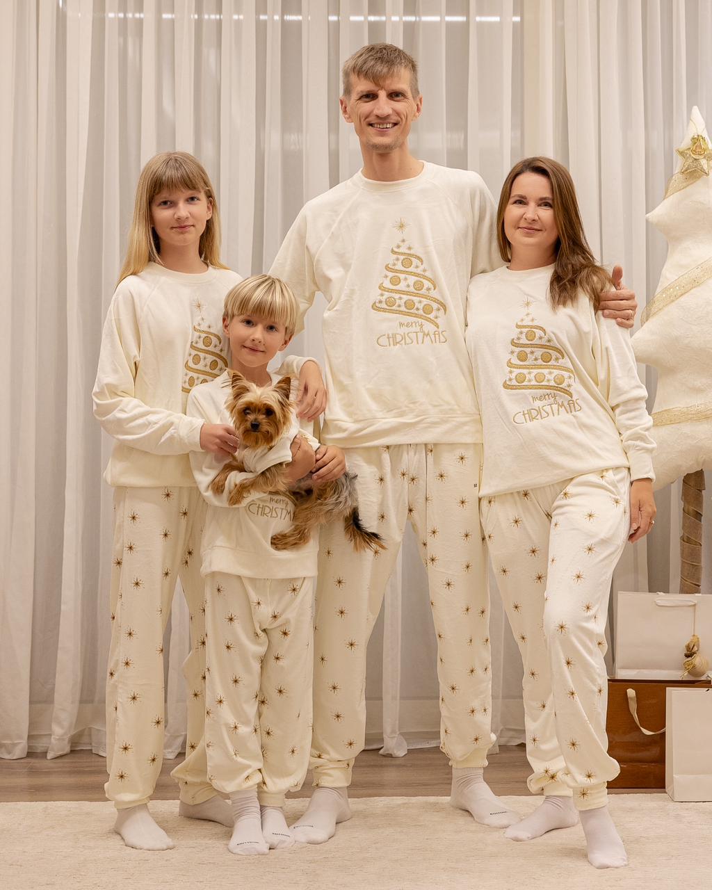 CHRISTMAS PAJAMAS FOR THE FAMILY (WHITE & G0LD STARS PANTS)