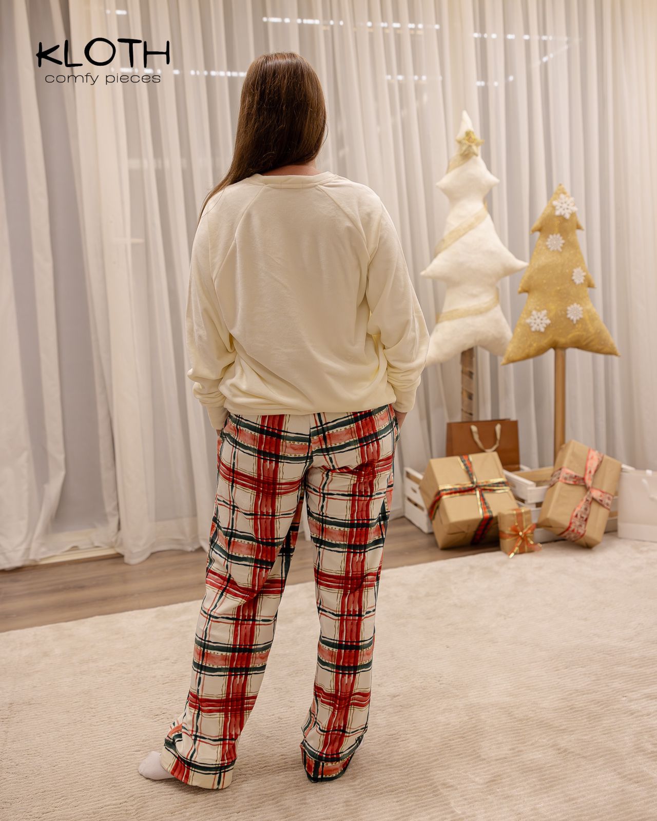 CHRISTMAS PAJAMAS FOR THE FAMILY (RED & GREEN PANTS)