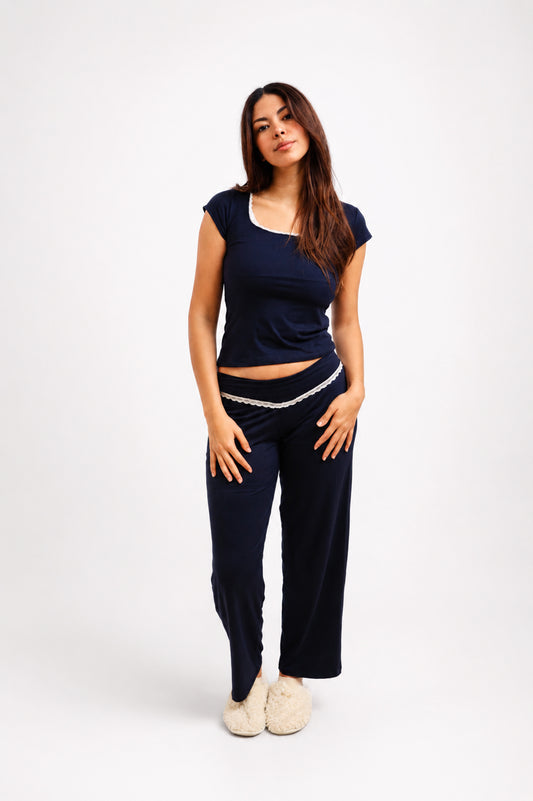 Navy Sqaure-Neck Dantel Set