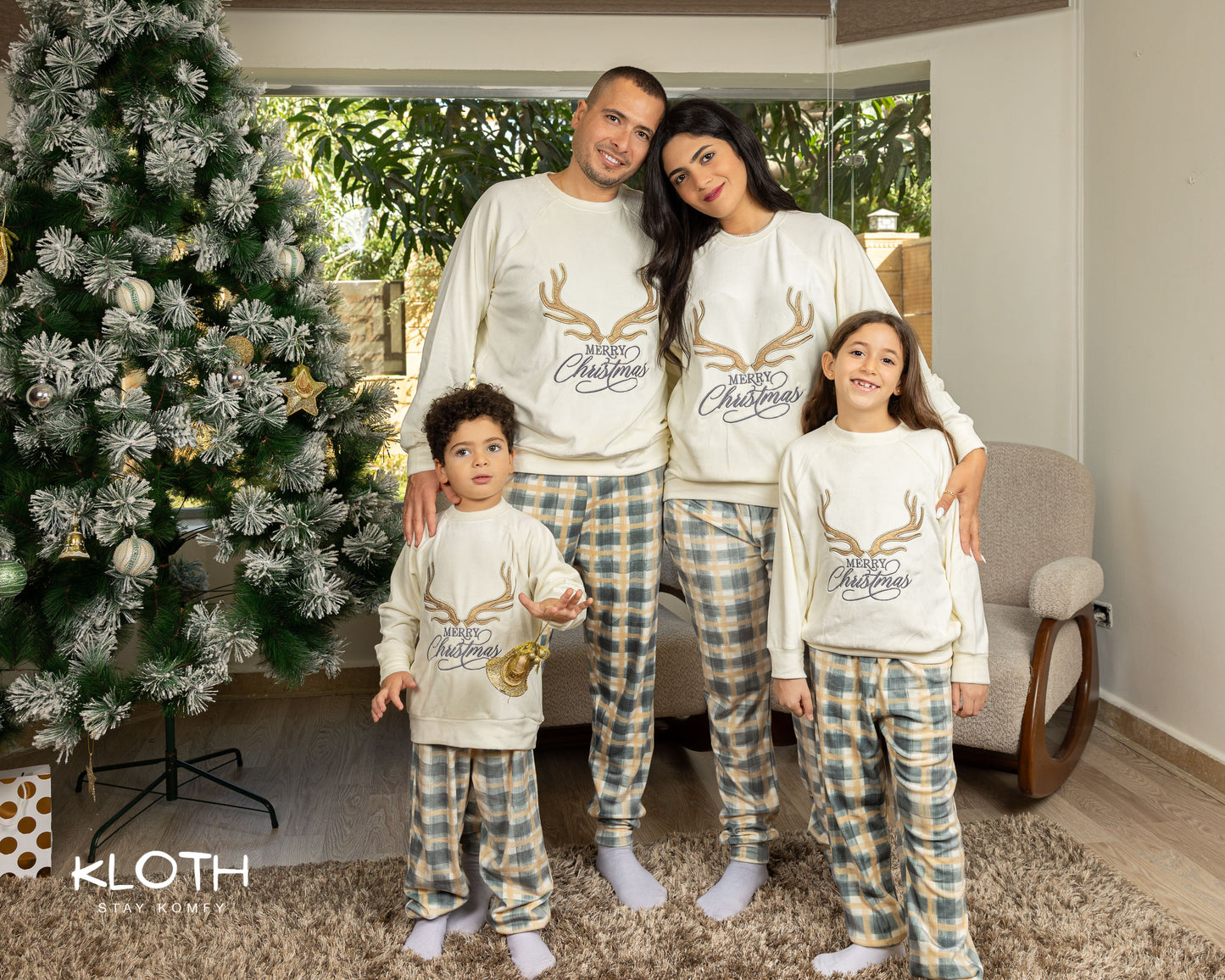 Golden Reindeer Crewneck Set